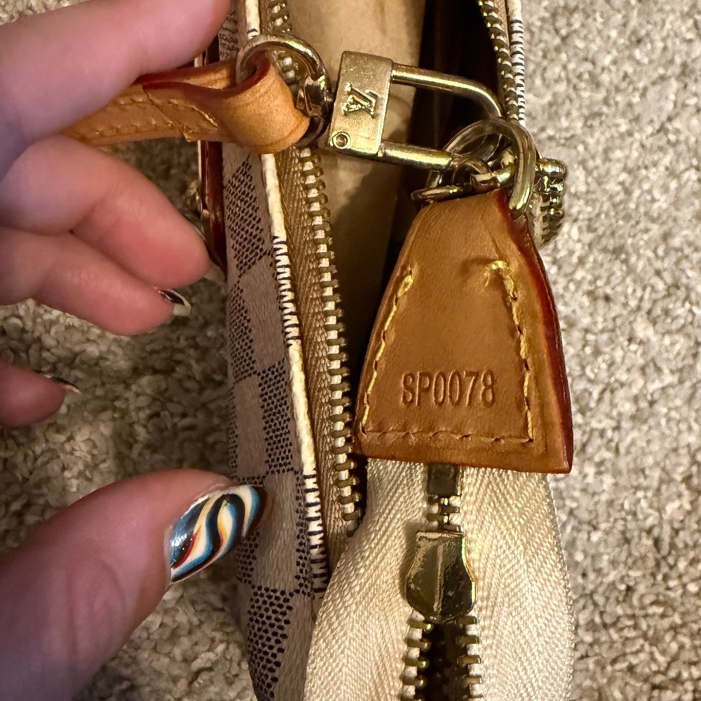 authentic Louis Vuitton Eva crossbody - Picture 11 of 15
